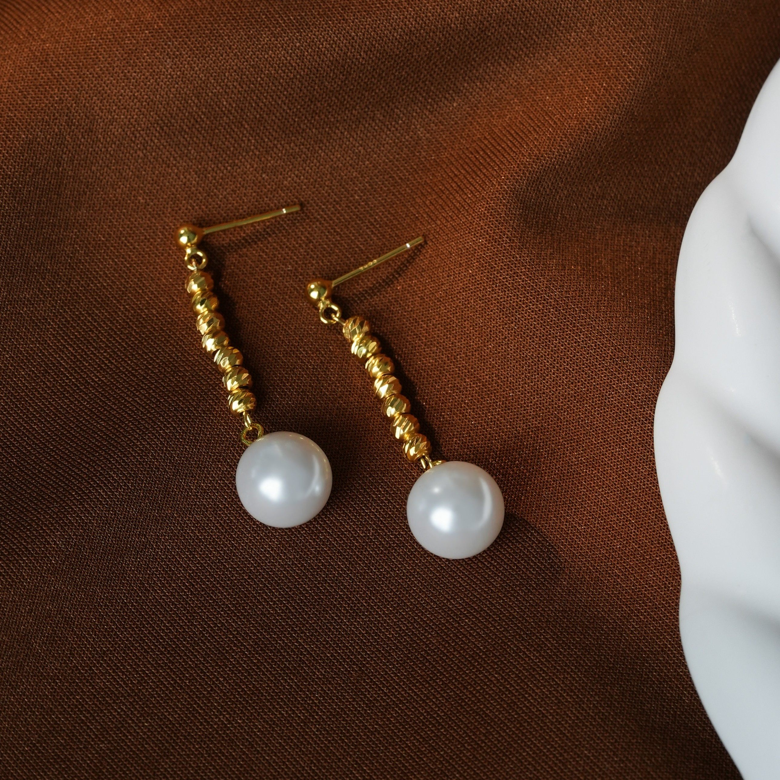 丽沁 925银仿珍珠耳饰 超闪切花珠耳钉女气质法式珠珠耳环优雅,饰品/流行首饰/时尚饰品新,银饰耳饰,淘宝优惠券,粉丝福利购,淘宝优惠卷