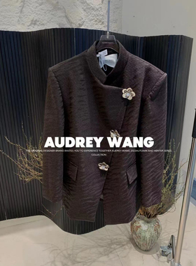 AW春季新款2024小众设计复古新中式暗纹气质大花扣不规则西装外套