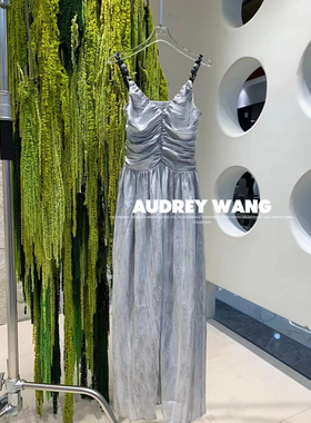 AW新中式V领吊带连衣裙女夏季高级感露背仙女气质海边度假长裙