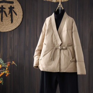 声雨竹原创小众设计感系带显瘦a型短款羽绒服女文艺v领和服式外套