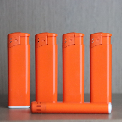 F非常轻的电子打火机手感很棒