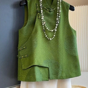 新款 今年流行漂亮新中式 国风洋气独特别致超好看绿色马甲女早春季