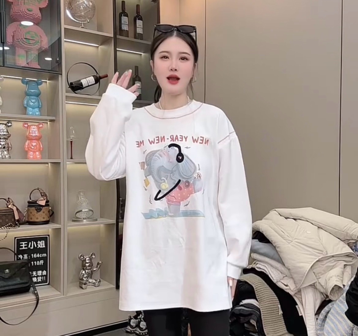 欧洲站2025冬季新款字母小象图案印花t恤女宽松时尚洋气百搭上衣