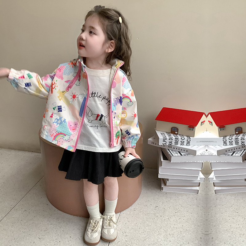 女童外套春秋2026新款儿童洋气女宝宝春季连帽卡通冲锋衣春装上衣