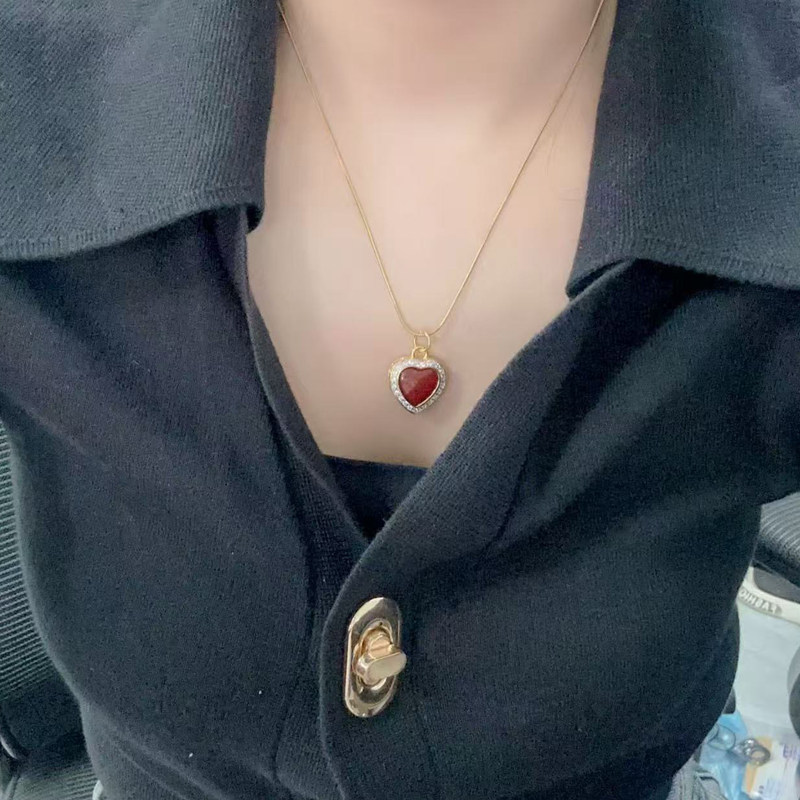 泰国吊坠项链阿赞悟空闷富婆红色心形镶钻膏特色原庙着迷手串手链