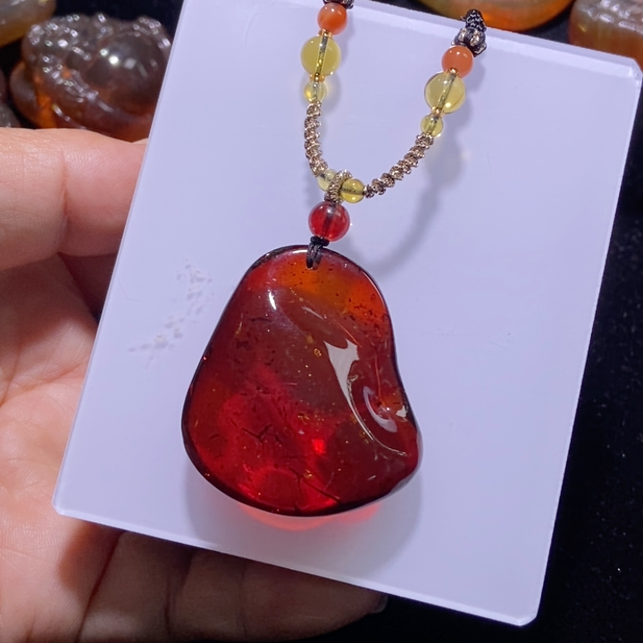 血珀随形雨花蜜