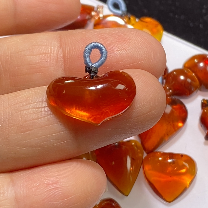 血珀小爱心