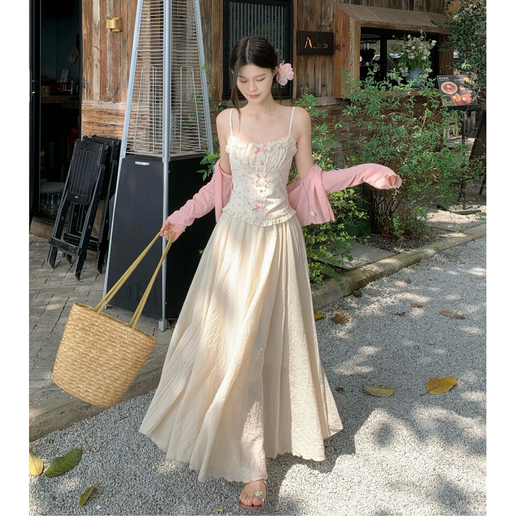 大码胖mm韩系开衫甜美慵懒印花吊带上衣女垂感超大摆半身裙三件套