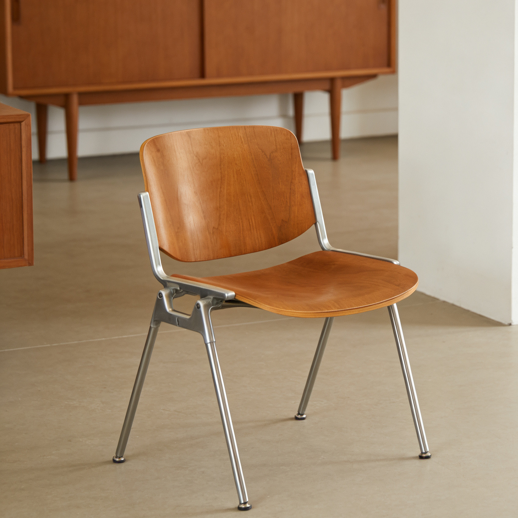 中古餐椅可叠放复古餐厅咖啡厅椅子餐饮商用高级靠背餐桌椅洽谈椅