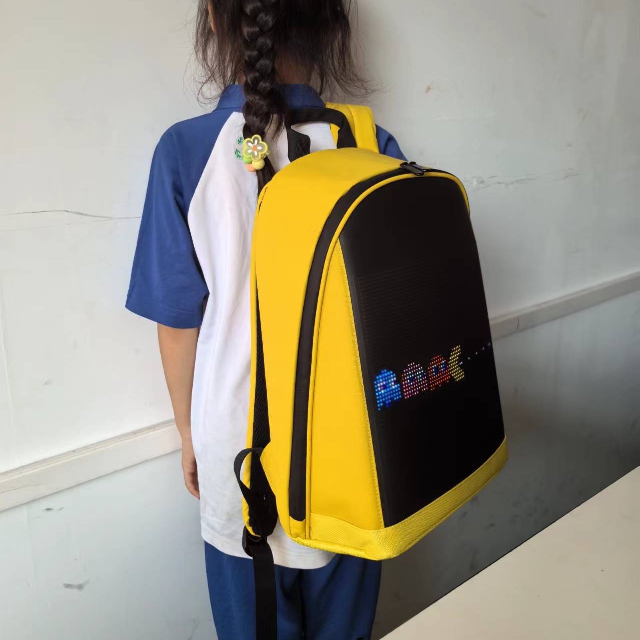 LED灯发光字电子显示屏幕广告背包宣传滴滴代驾装备学生双肩书包