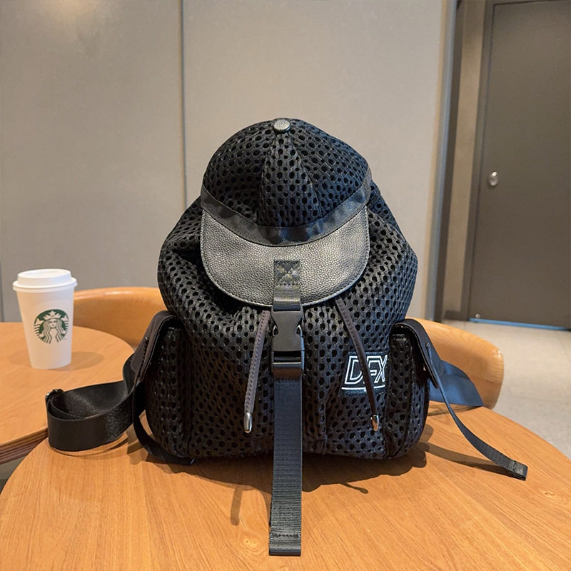 时尚女包新款网布双肩包翻盖抽绳休闲背包百搭潮流个性帽子书包