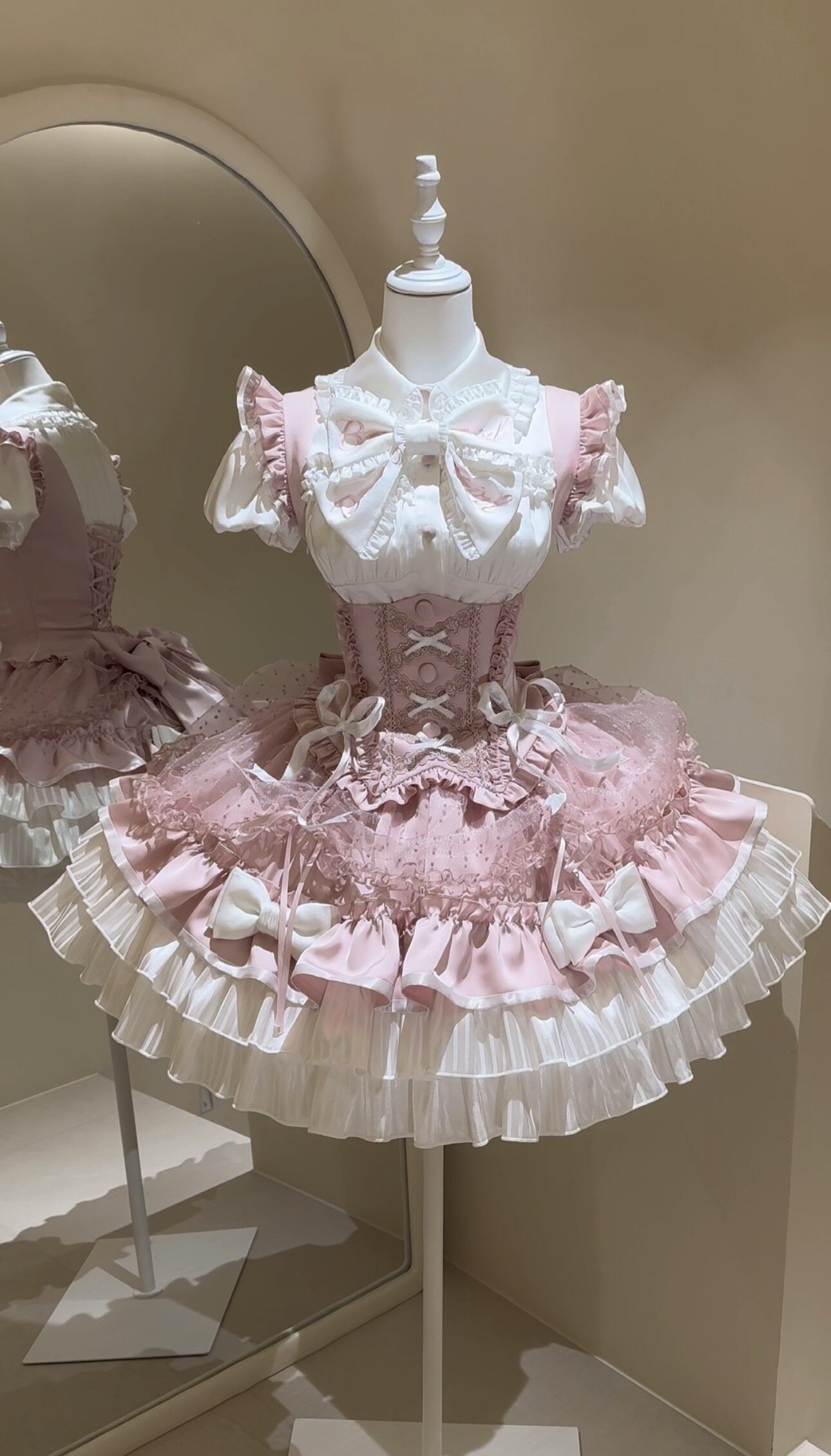 thumbnail for [Second Group Last Style] A Little Milk Candy Heartbeat Support White Powder Little Idol Sweet Set Lolita Dress