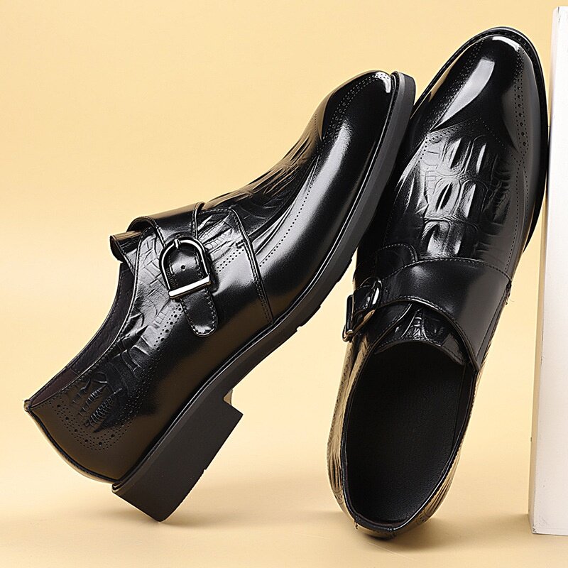 头层牛皮男式休闲皮鞋潮流新款英伦风套脚男鞋时尚绅士男婚礼鞋