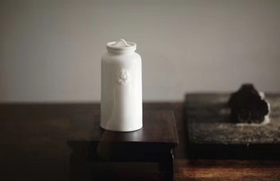 正品台湾敦睦窑牡丹纽小茶仓，敦睦先生时期创作落款敦睦窑