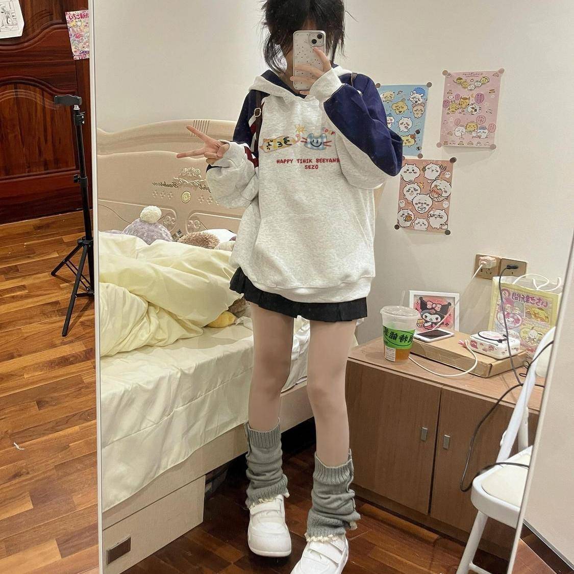 撞色插肩袖连帽卫衣女大童秋冬2025新爆款初中高中学院风宽松外套