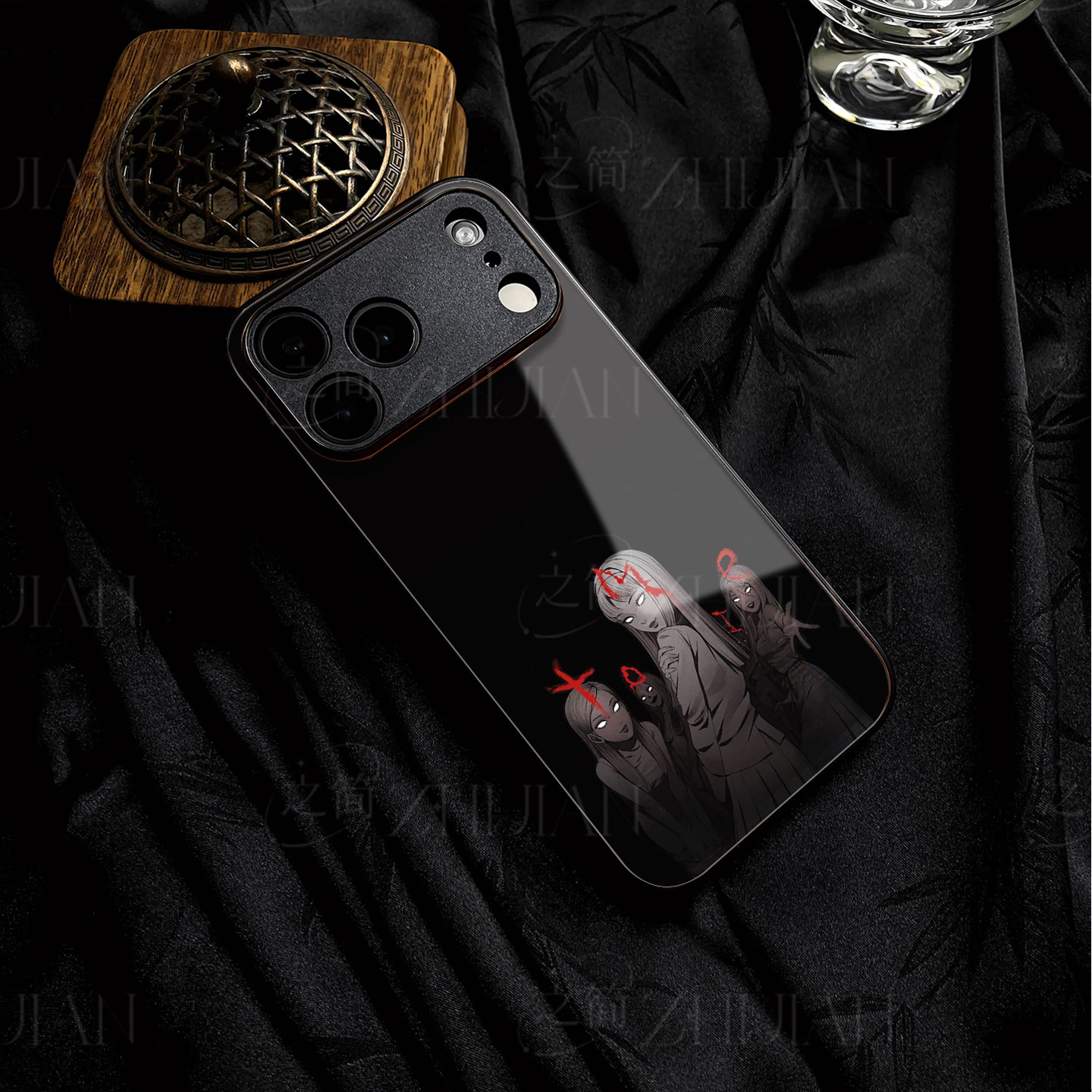 伊藤润二富江磁吸磨砂黑框电镀玻璃手机壳适用苹果iphone17promax华为荣耀500PRO小米CIVI3荣耀MAGIC6PROVIVO图片