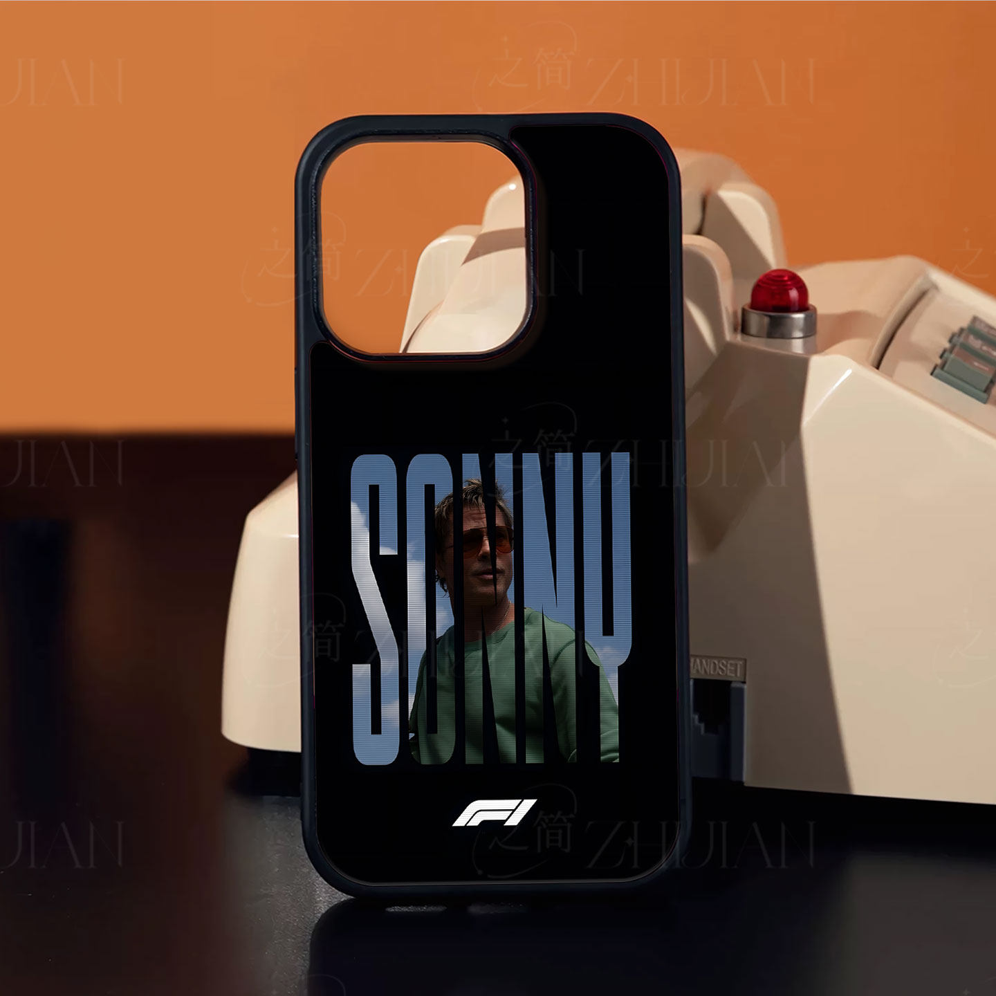 布拉德皮特F1磁吸磨砂黑框电镀玻璃手机壳适用苹果iphone17promax华为1加ACE2V1加ACE6至尊版NOVA13PRO红米NO