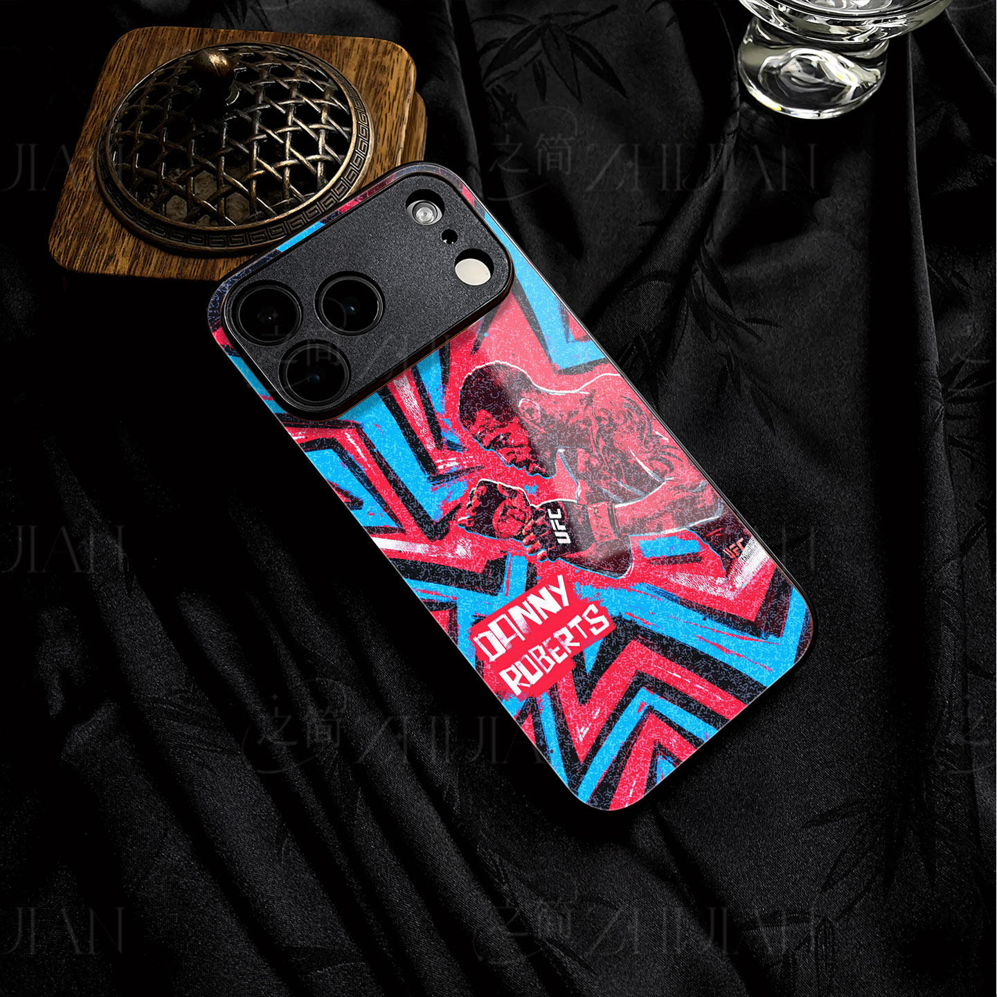 UFC丹尼磁吸磨砂黑框电镀玻璃手机壳适用苹果iphone17promax华为NOVA7PRO小米15SPROVIVOX60PROVIVOS30PROMIN