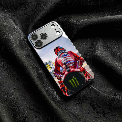 杜卡迪赛车手磁吸磨砂黑框电镀玻璃手机壳适用苹果iphone17promax华为IQOONEO7VIVOS17ENOVA14PROIQOONEO9