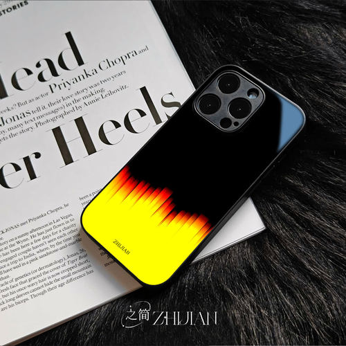 之简ZHIJIAN《火焰升腾》玻璃亮面磨砂手机壳新款小众不撞壳适用苹果17promax畅享80PRO小米14PRO红米NOTE14P