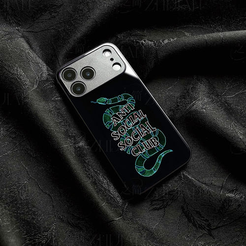 ASSC蛇图磁吸磨砂黑框电镀玻璃手机壳适用苹果iphone17promax华为1加12OPPOFINDX8PROPROMAX14/15/16IQOONEO6