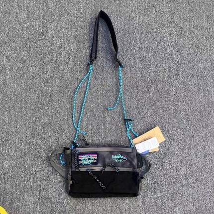 撞色钓鱼斜挎包潮牌街头单肩包男女户外防水小包多功能机能手机包