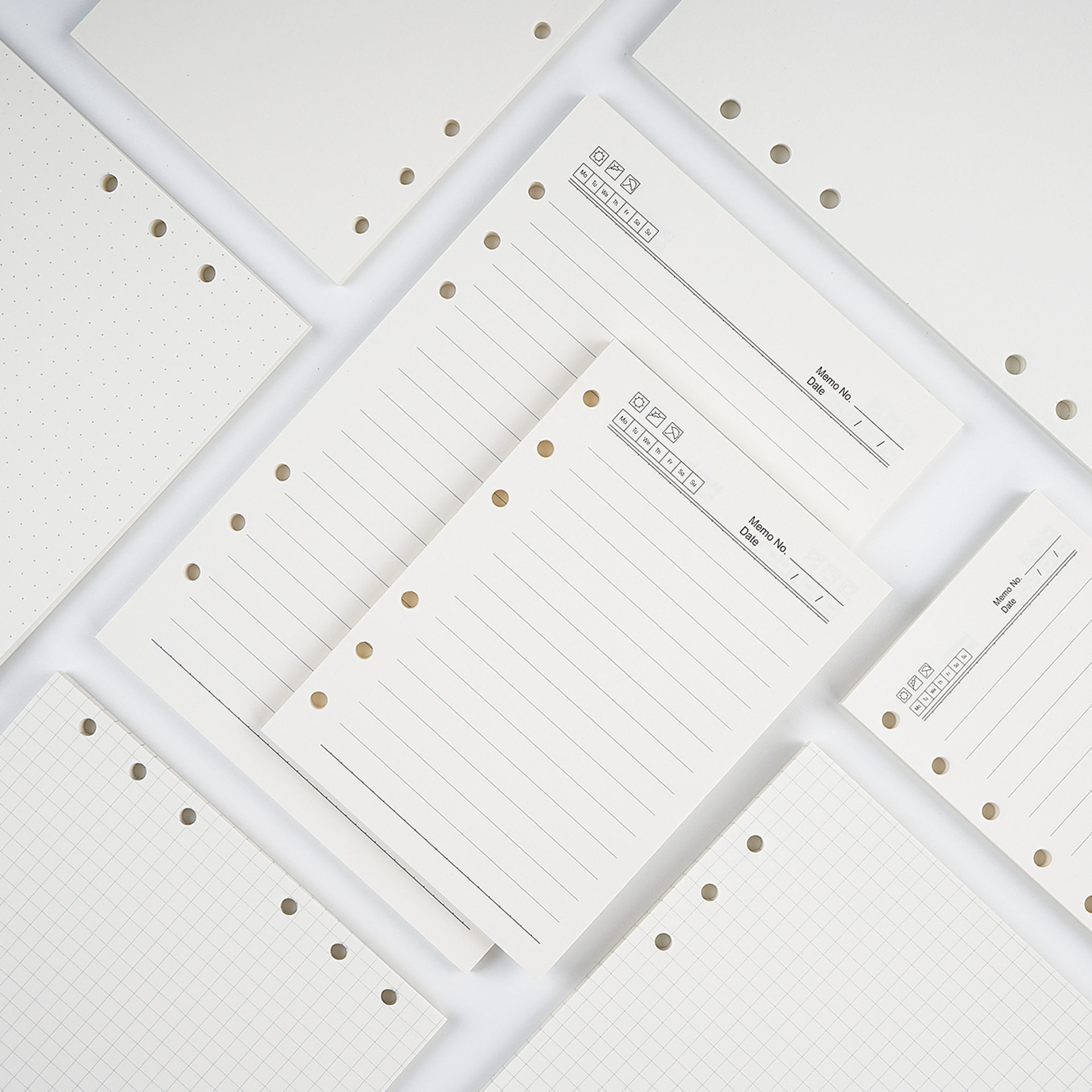 精品笔记本活页纸A5 A6 A7替换本芯横线空白方格点阵牛皮纸道林纸