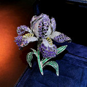 秋冬新品 微镶锆石百合花胸针精致奢华彩宝优雅西装 大衣花朵胸花