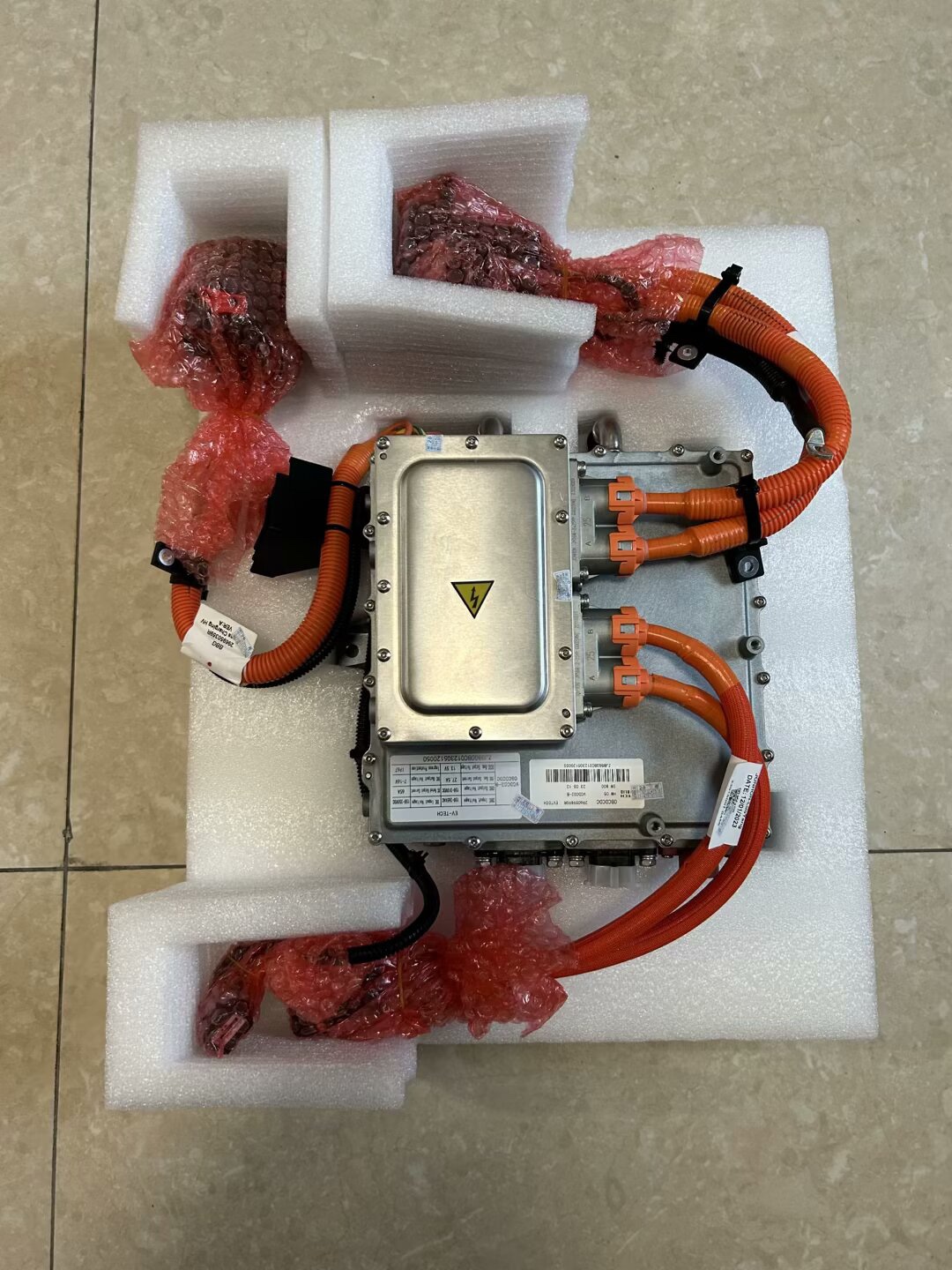 适用东风风神EX1纳米BOX雷诺E诺风光E1充电机DCDC富特车载充电器