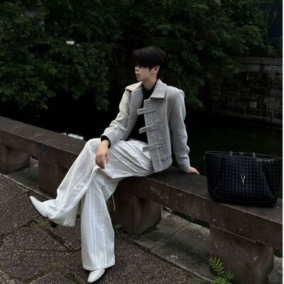 ClearForm「云脊」圈圈纱肌理羊毛混纺排扣设计正肩合身夹克外套