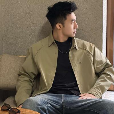 多结构立体剪裁户外休闲防泼水透气翻领夹克春季男短款外套F06