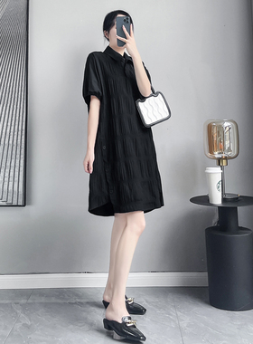 2023新款女装夏季褶皱泡泡袖黑色连衣裙女宽松显瘦高级感小黑裙子