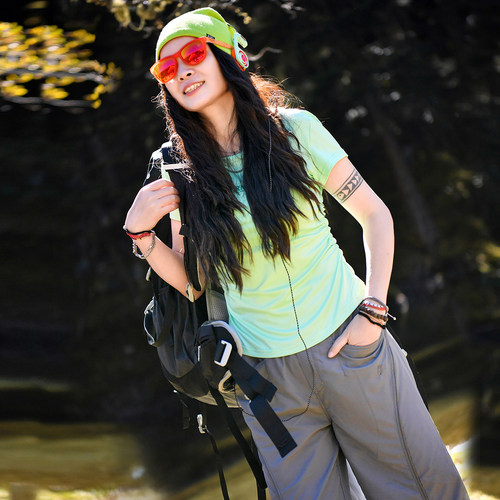 北京森林户外【夏花】原创多巴胺跑步修身徒步透气短袖速干T恤女