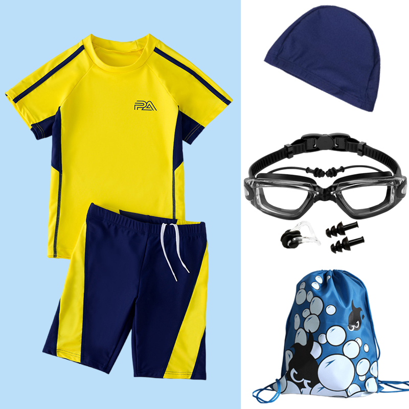 男孩分体式泳衣短袖套装