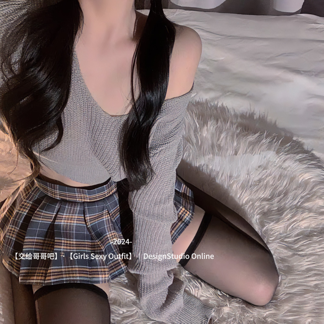 sweet蜜桃诱惑 露脐针织毛衣校园风性感露臀百褶裙女情趣制服套装