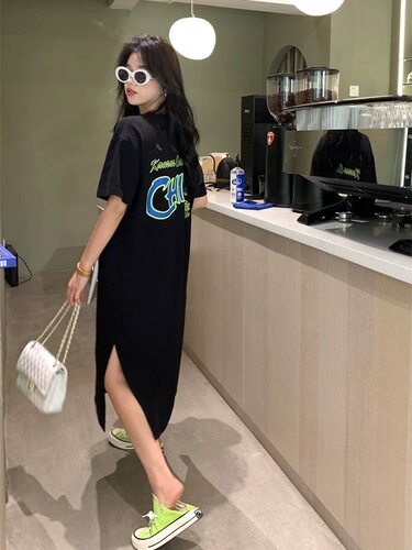 短袖韩版连衣裙女2024年夏季新款设计感宽松休闲印花长款t恤裙