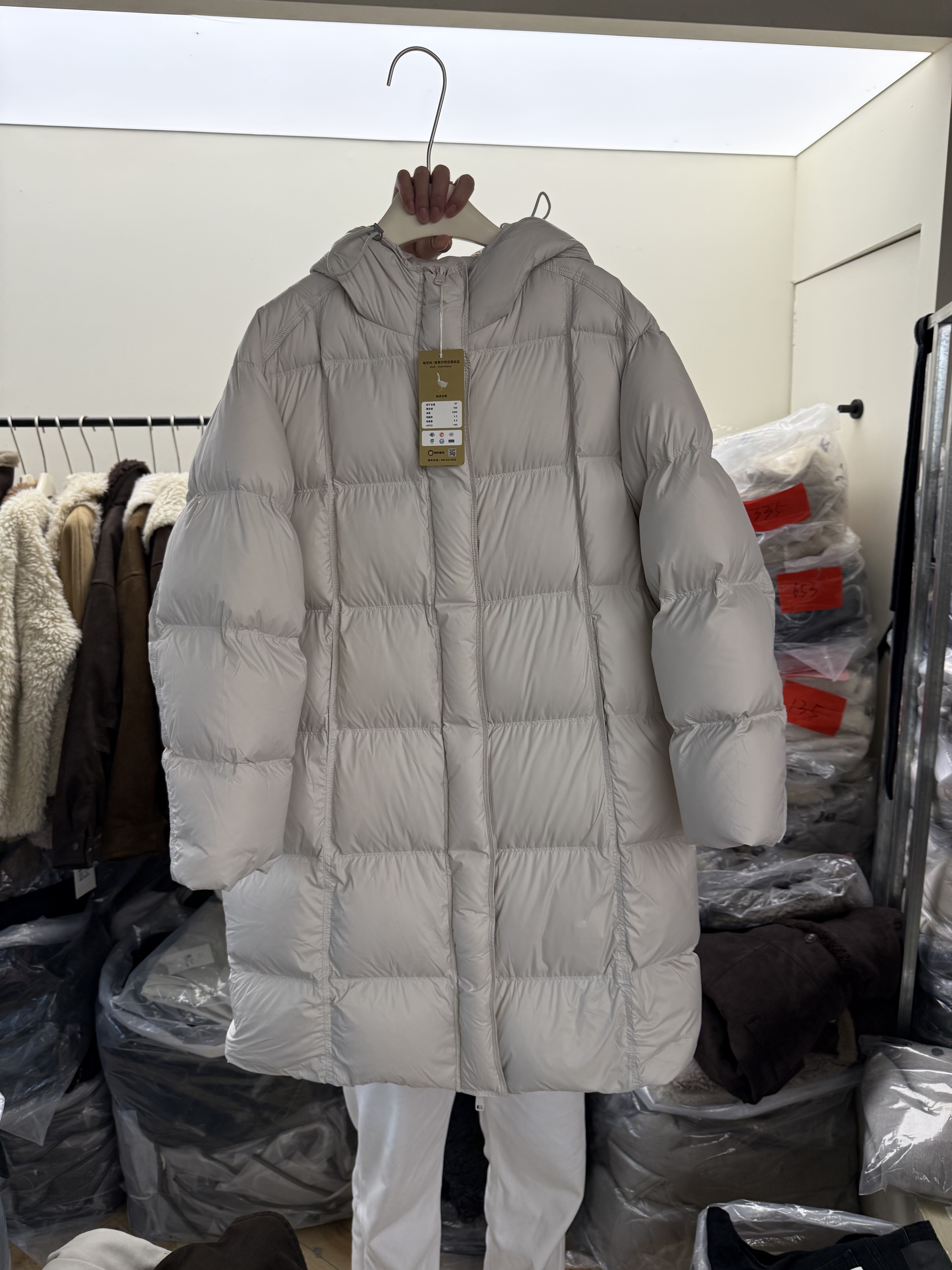 欧货时尚高级感宽松显瘦连帽中长款泡芙90白鸭绒羽绒服女保暖外套