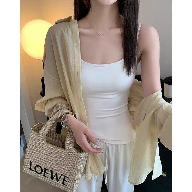 漫画胸白色吊带背心女内搭带胸垫