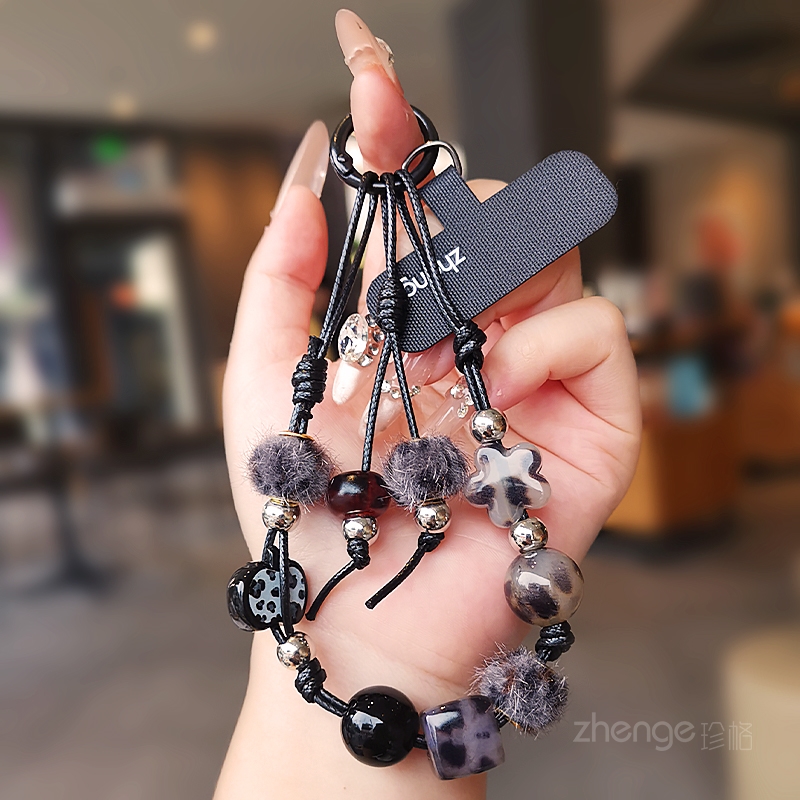 ins复古手机挂绳琥珀毛绒圆珠挂链个性创意男女款钥匙壳结实防丢