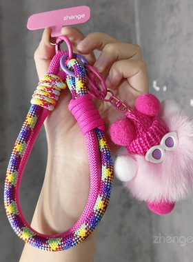 多巴胺毛绒煤球手机挂绳手腕带钥匙扣ins挂件防丢手提挂链夹片壳