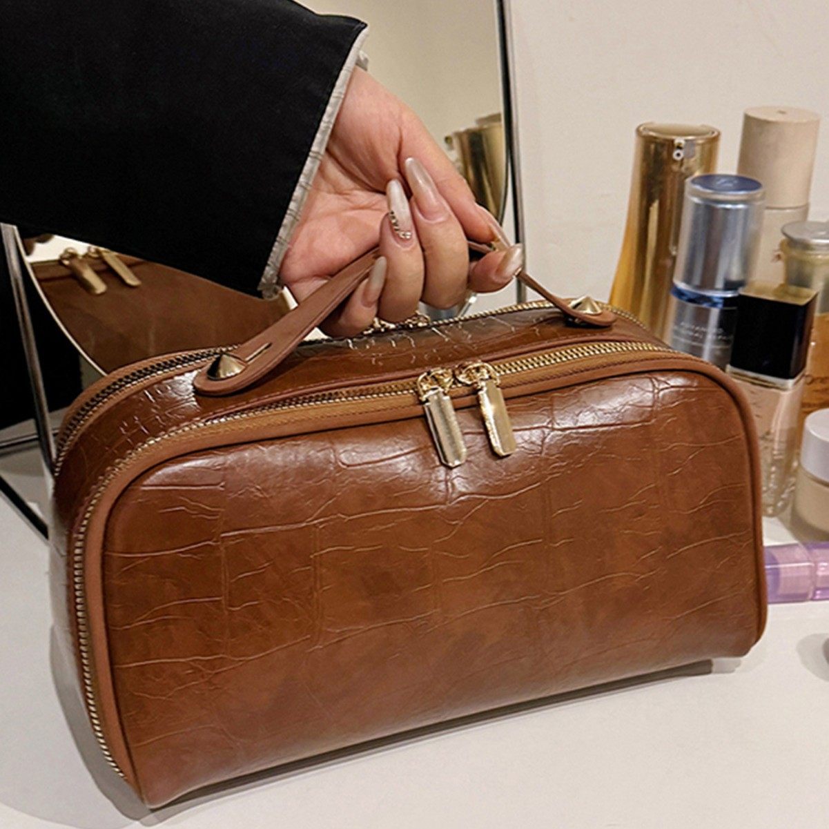 法国高端化妆包女2026新款外出便携式大容量旅行化妆品洗漱收纳袋,箱包皮具/热销女包/男包,通用款女包,淘宝优惠券,粉丝福利购,淘宝优惠卷