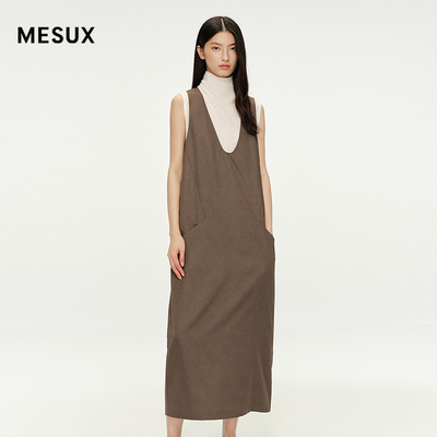 MESUX米岫25秋深U领印花茧型慵懒显瘦设计削肩无袖连衣裙MNFUO303