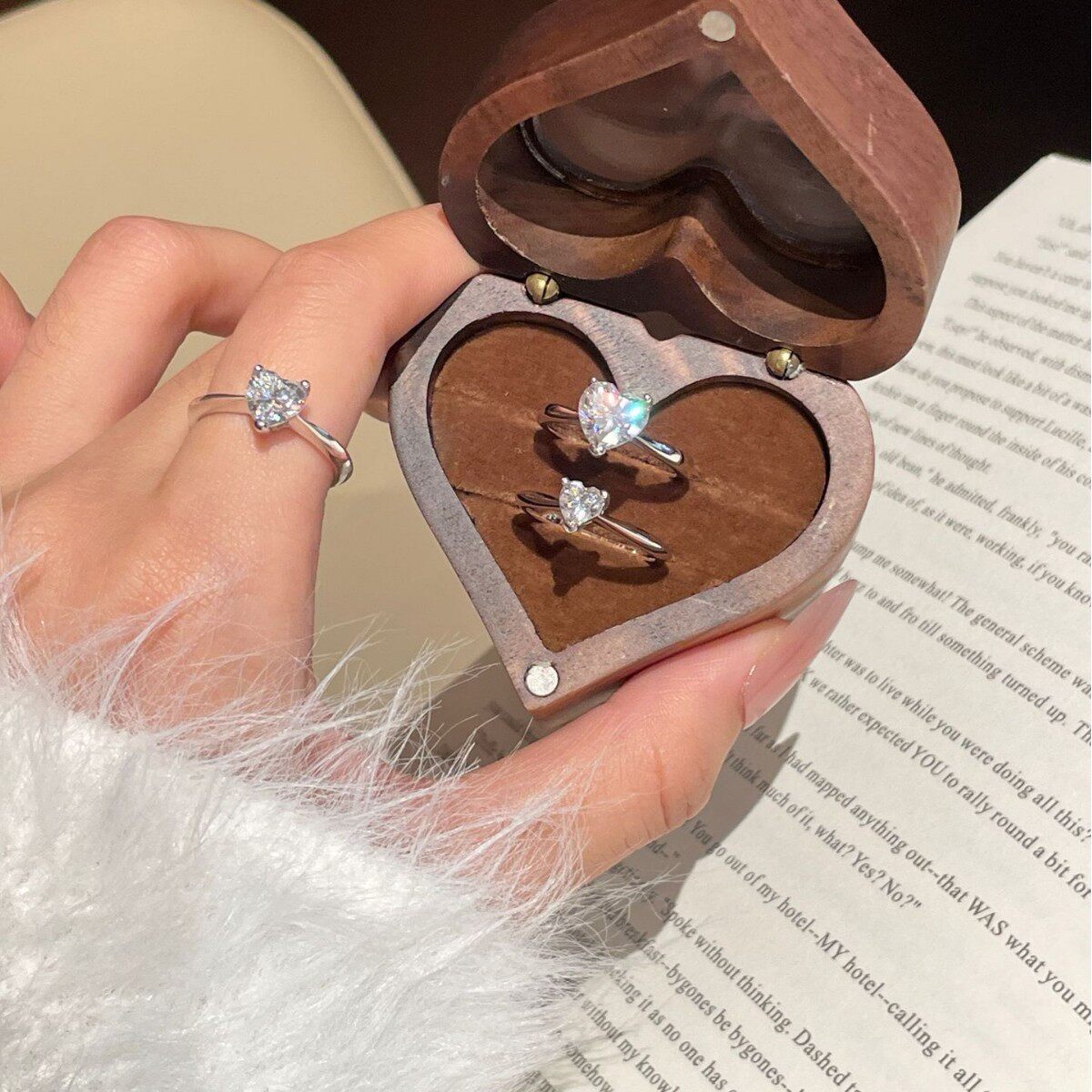 爱心莫桑钻高闪仿真钻石戒指1克拉925纯银送女友告白订婚纪念首饰