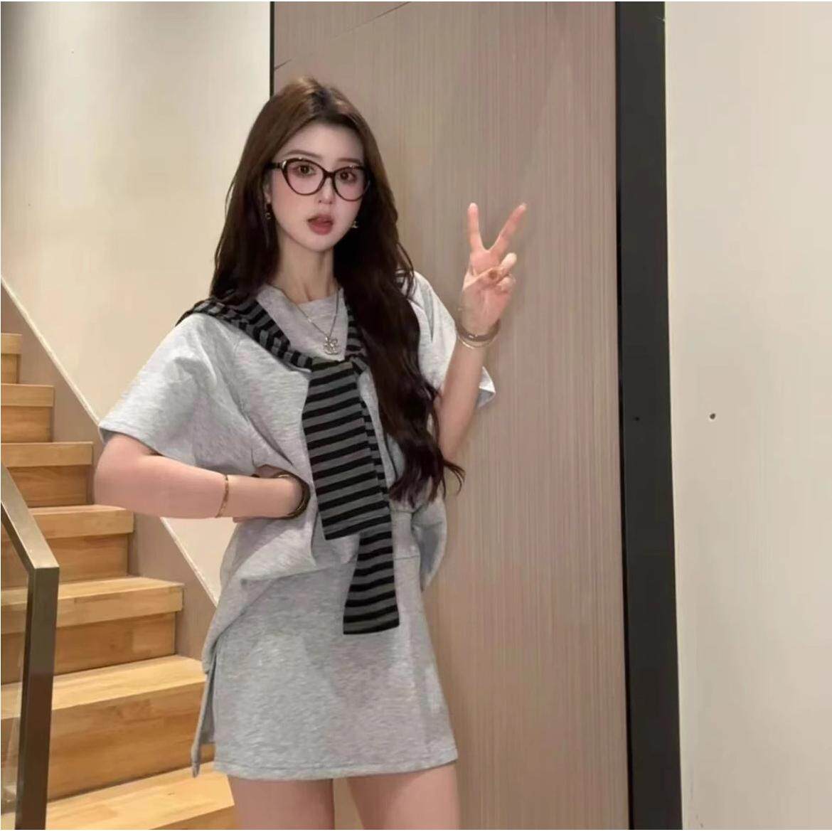 韩系学院风减龄半身裙套装女2026夏季新款短袖T恤上衣披肩三件套