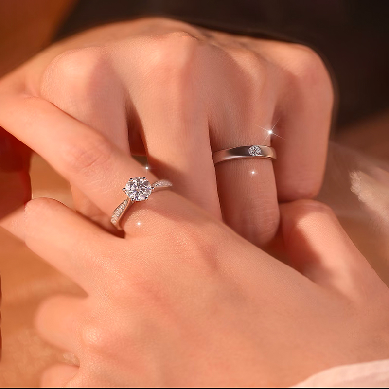 情侣戒指结婚钻戒纯银求婚一克拉对戒女戒男戒送女友生日节日礼物