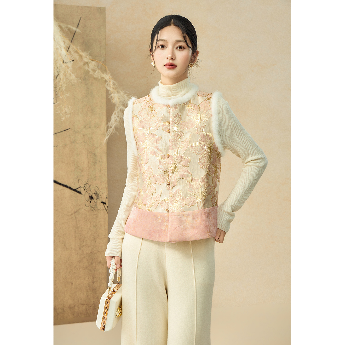 SHIBAI拾白 缠枝金槿 立体浮雕织锦新中式优雅拼水貂毛双面穿马甲