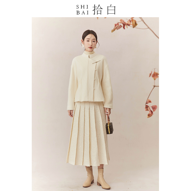 拾白新中式国风盘扣设计感外套