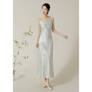 SHIBAI拾白轻国风新中式 纯色缎面提花礼服裙子U领串珠吊带裙 夏季