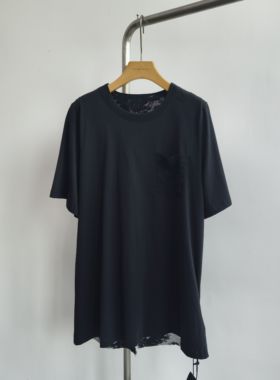 GOLDEN BARRY｜金和百瑞201925简约个性黑色显瘦蕾丝拼接口袋T恤