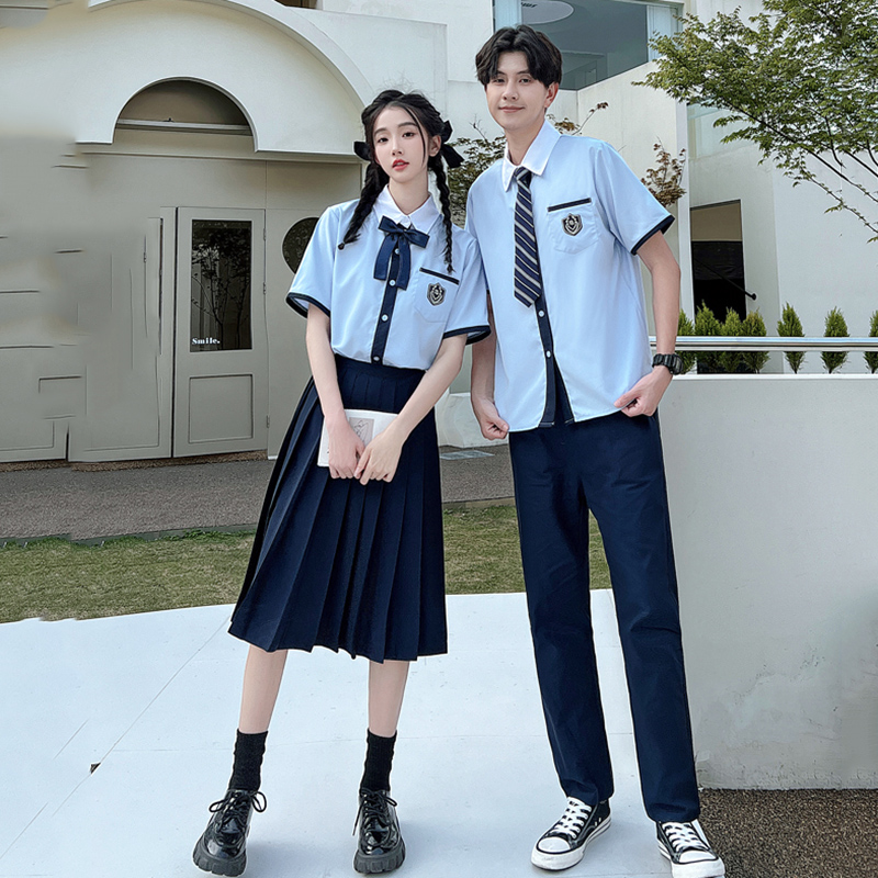 实拍情侣装小学生初高中生